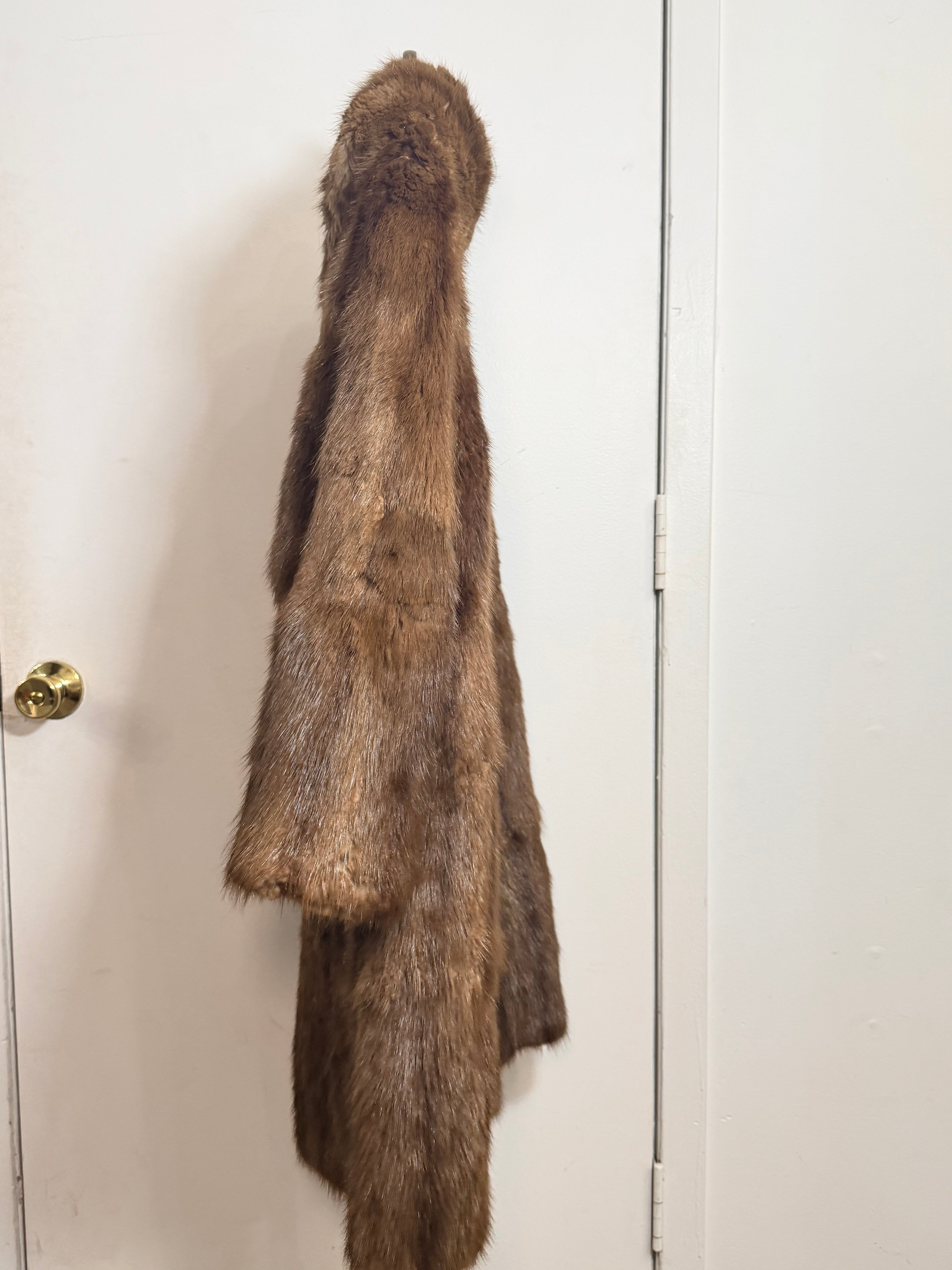 Vintage Natural Ranch Mink Fur Coat (Brown) – Large 001