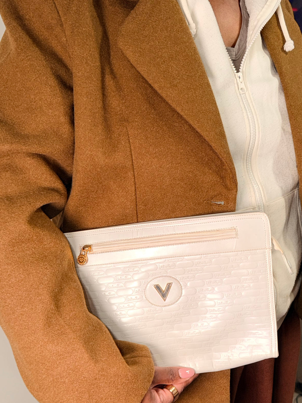 Valentino Garavani V Logo Embossed Clutch – Ivory