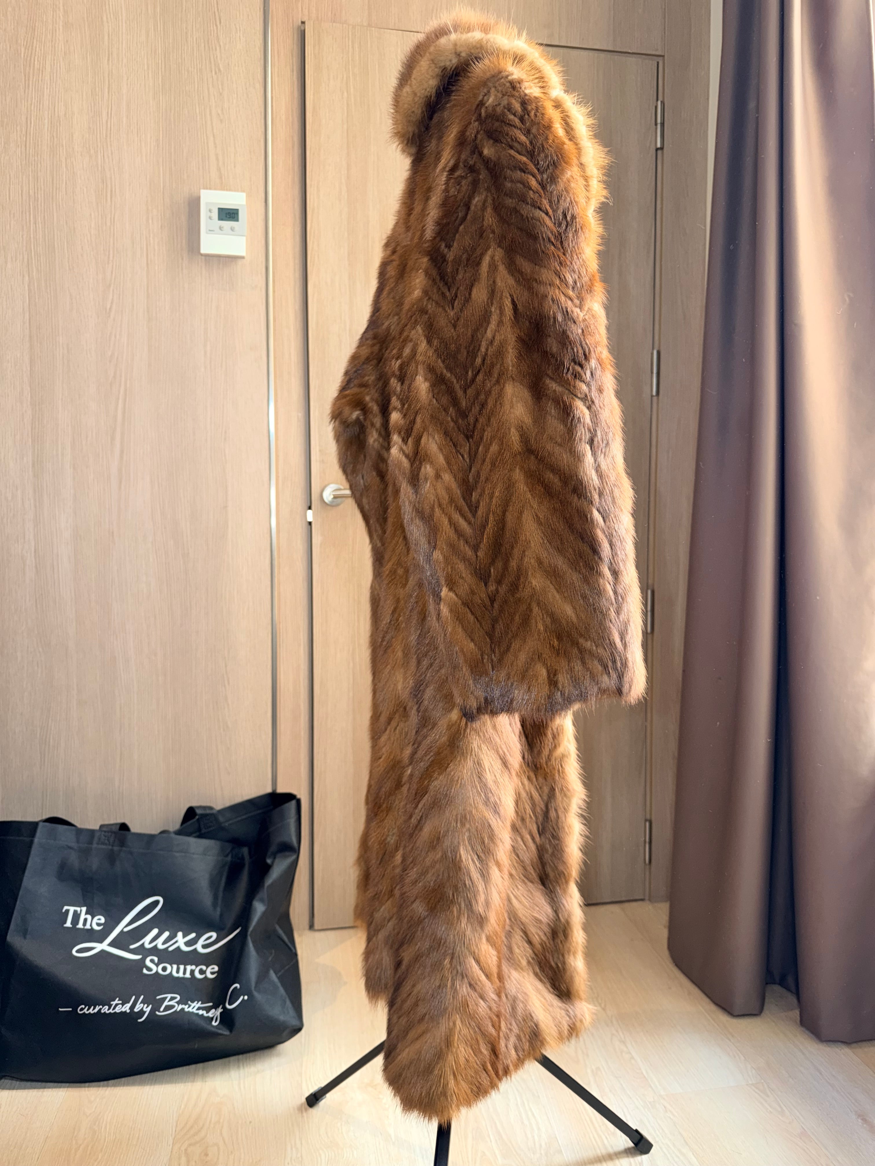 Vintage Mahogany Mink Fur Coat – L- 018
