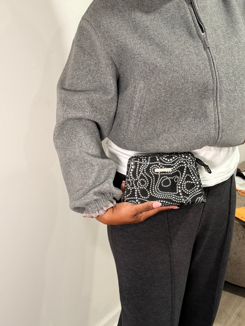Givenchy Printed Cosmetic Pouch – Black & Grey Zip Case
