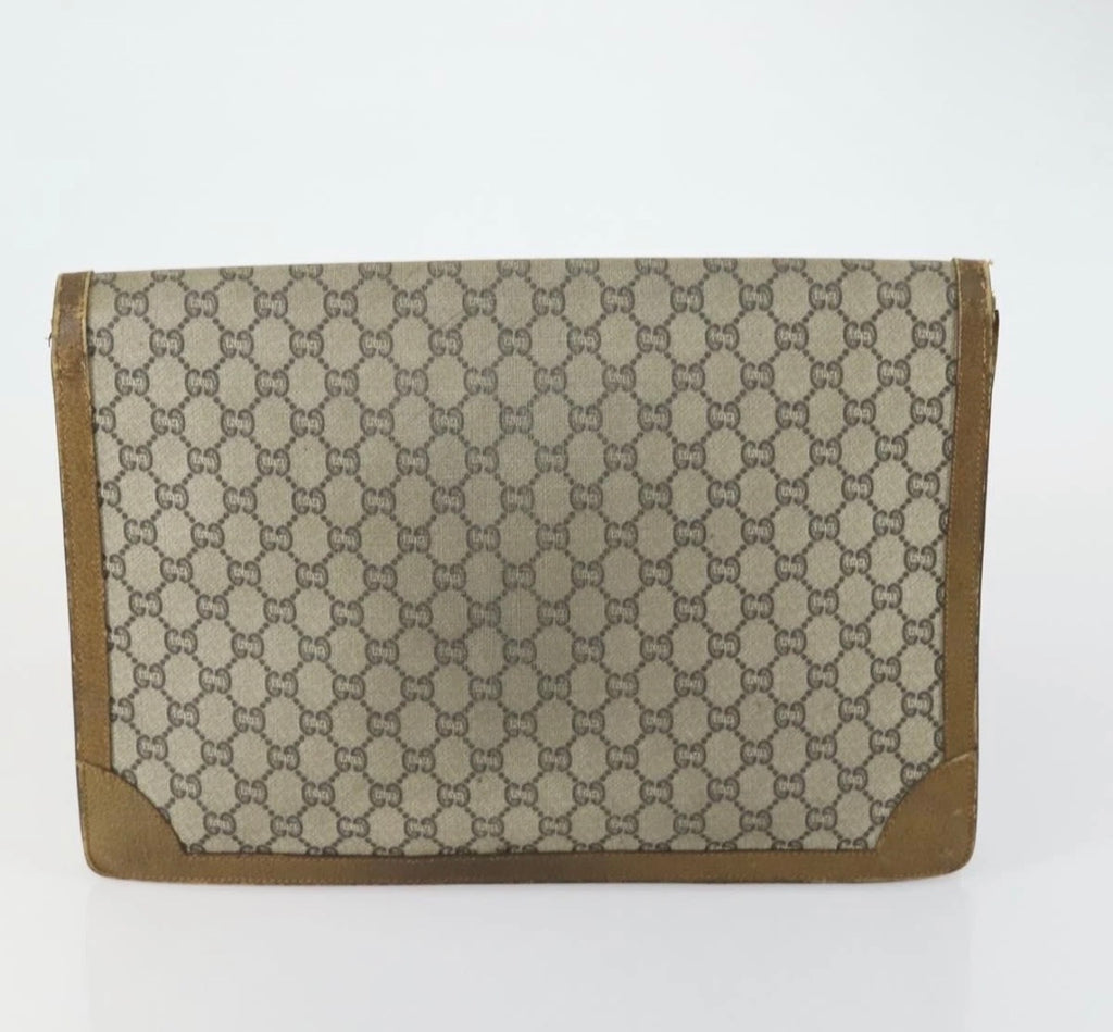 Gucci GG Supreme Monogram Portfolio Clutch