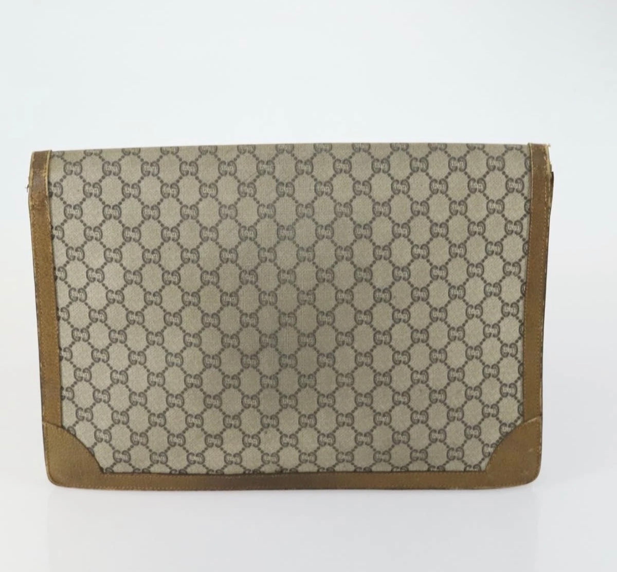 Gucci GG Supreme Monogram Portfolio Clutch