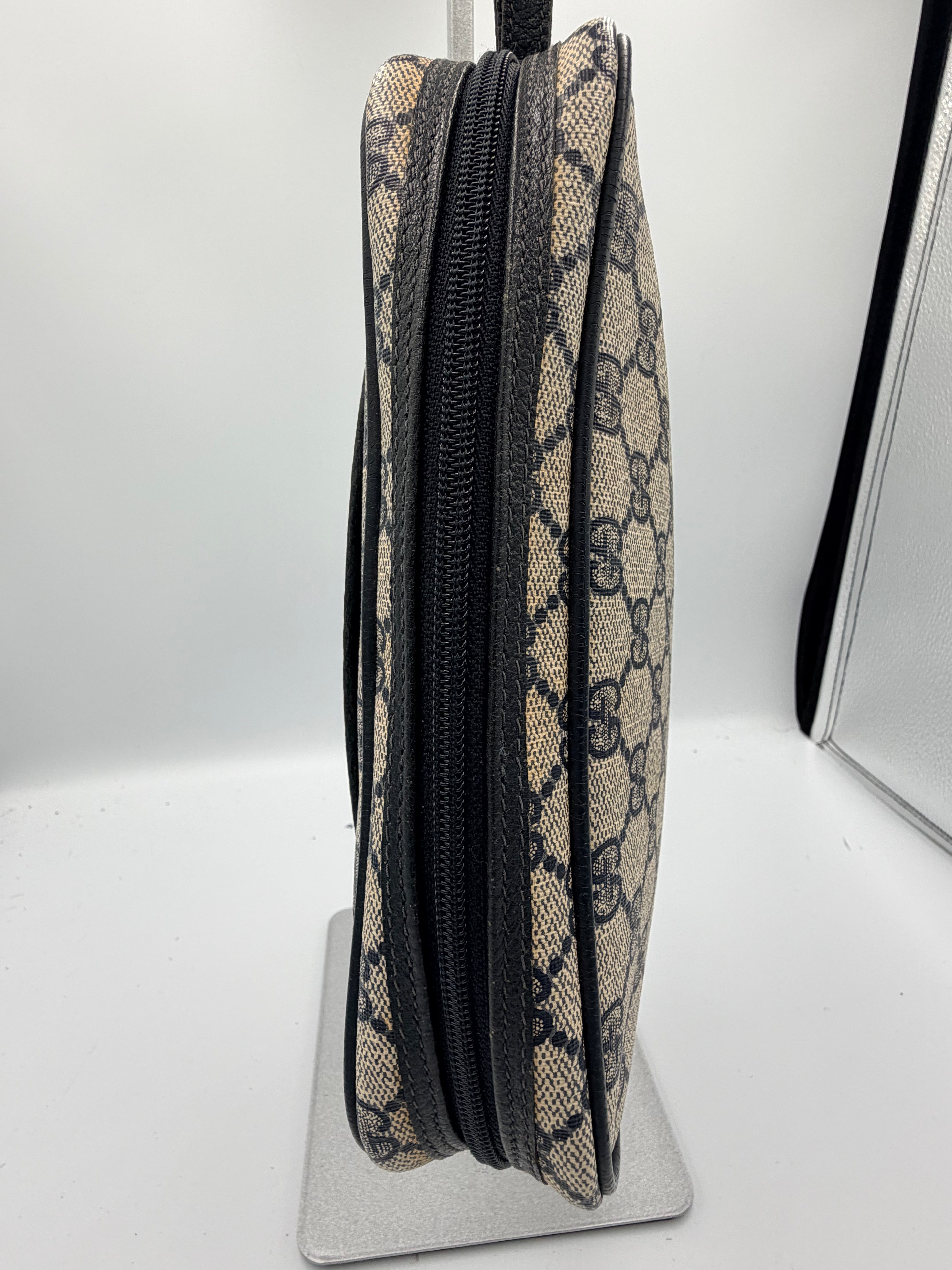 Gucci GG Supreme Navy Wristlet Pouch