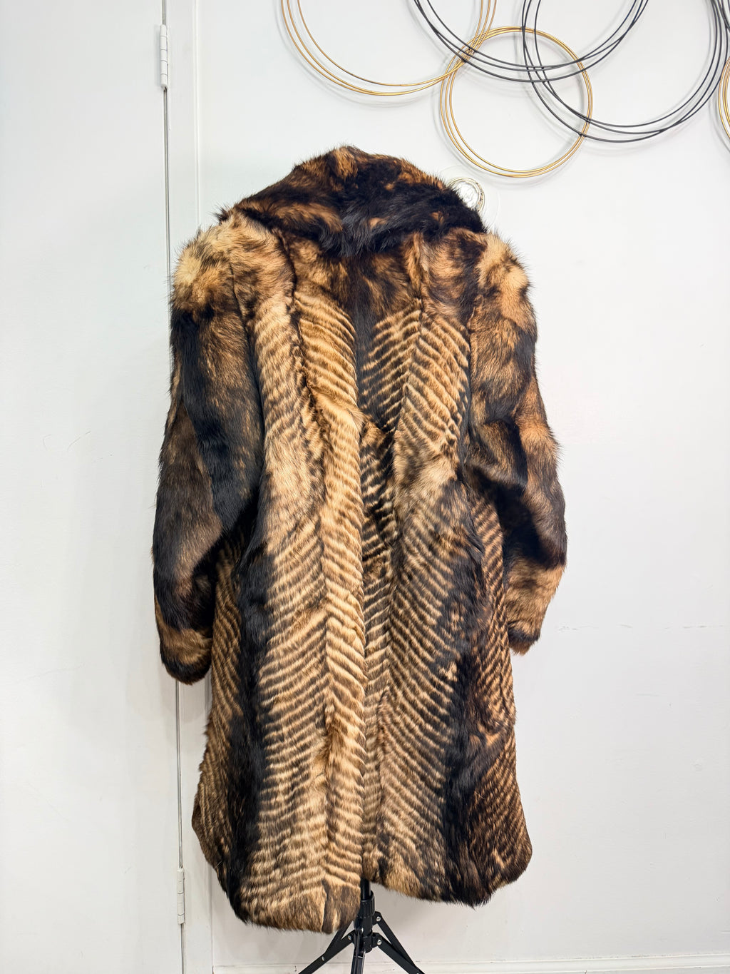 Vintage Fox Fur Statement Coat – Chevron Pattern, Size 1X