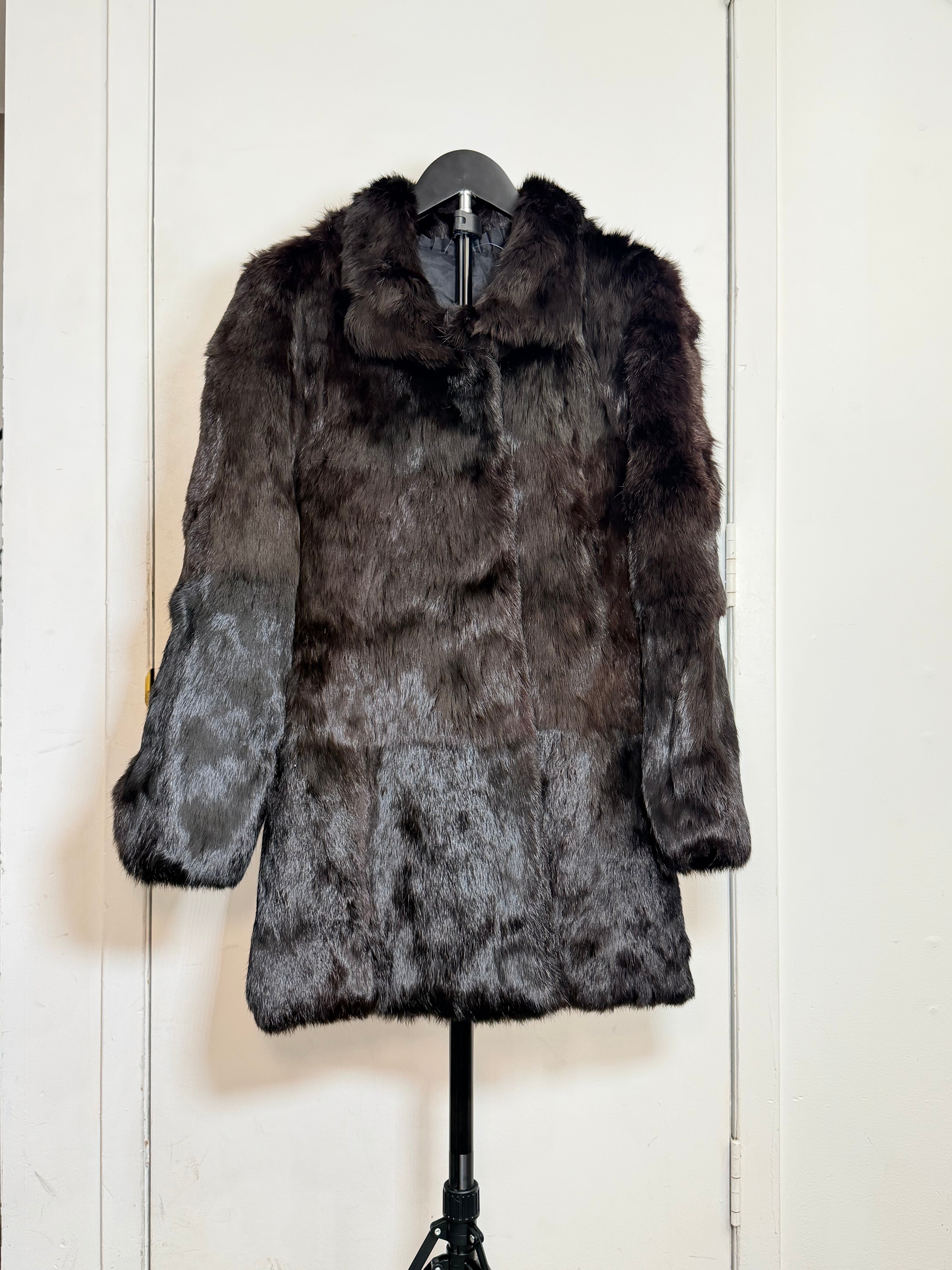 Vintage Dark Ranch Mink Fur Coat (Brown) – Small / Medium 010