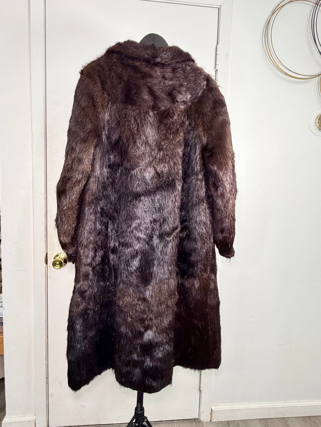 Vintage Sheared Beaver Fur Coat – Deep Chocolate Brown (Medium)