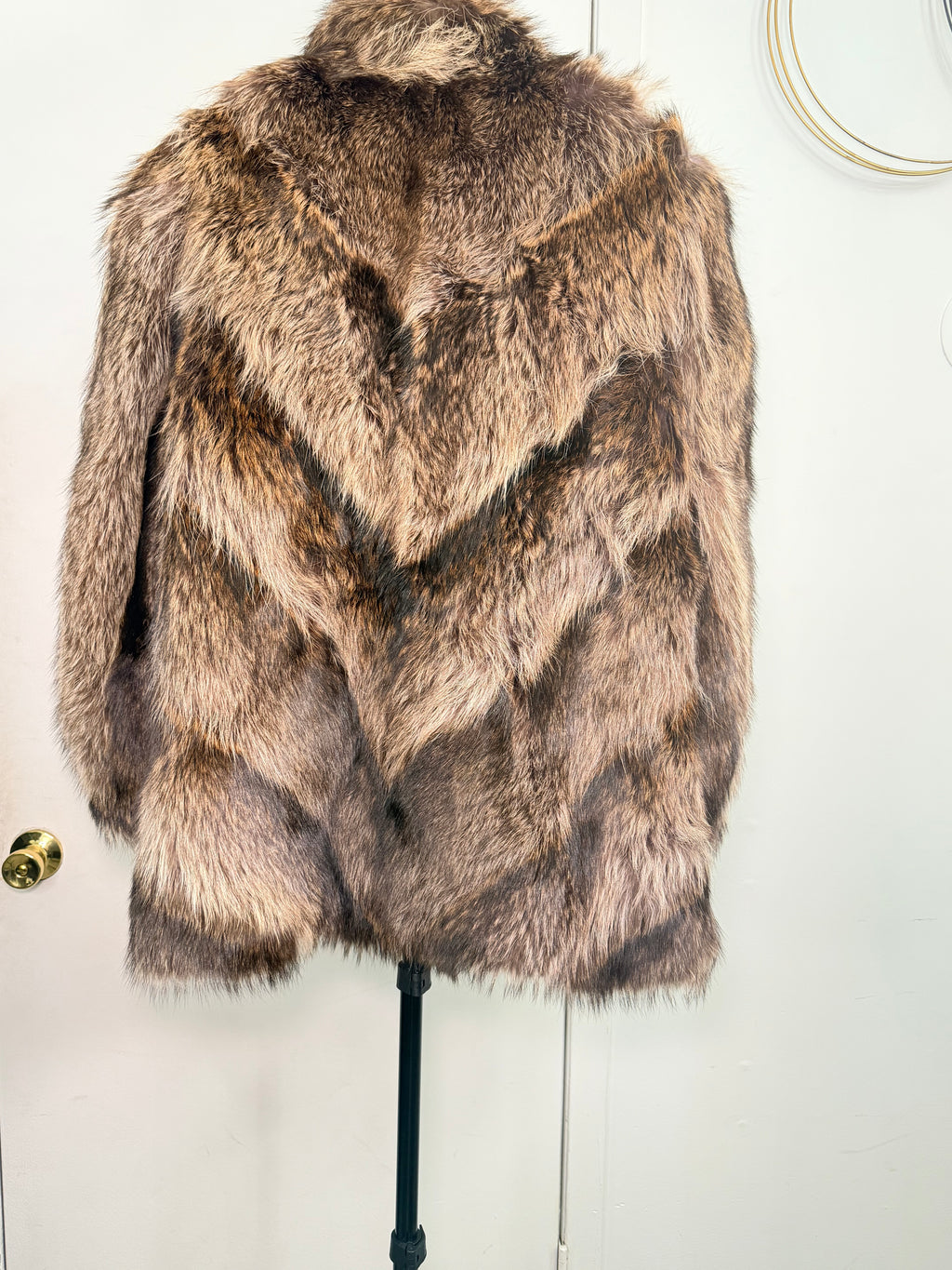 Vintage Raccoon Fur Coat – Natural Brown Tones (Medium / Large)