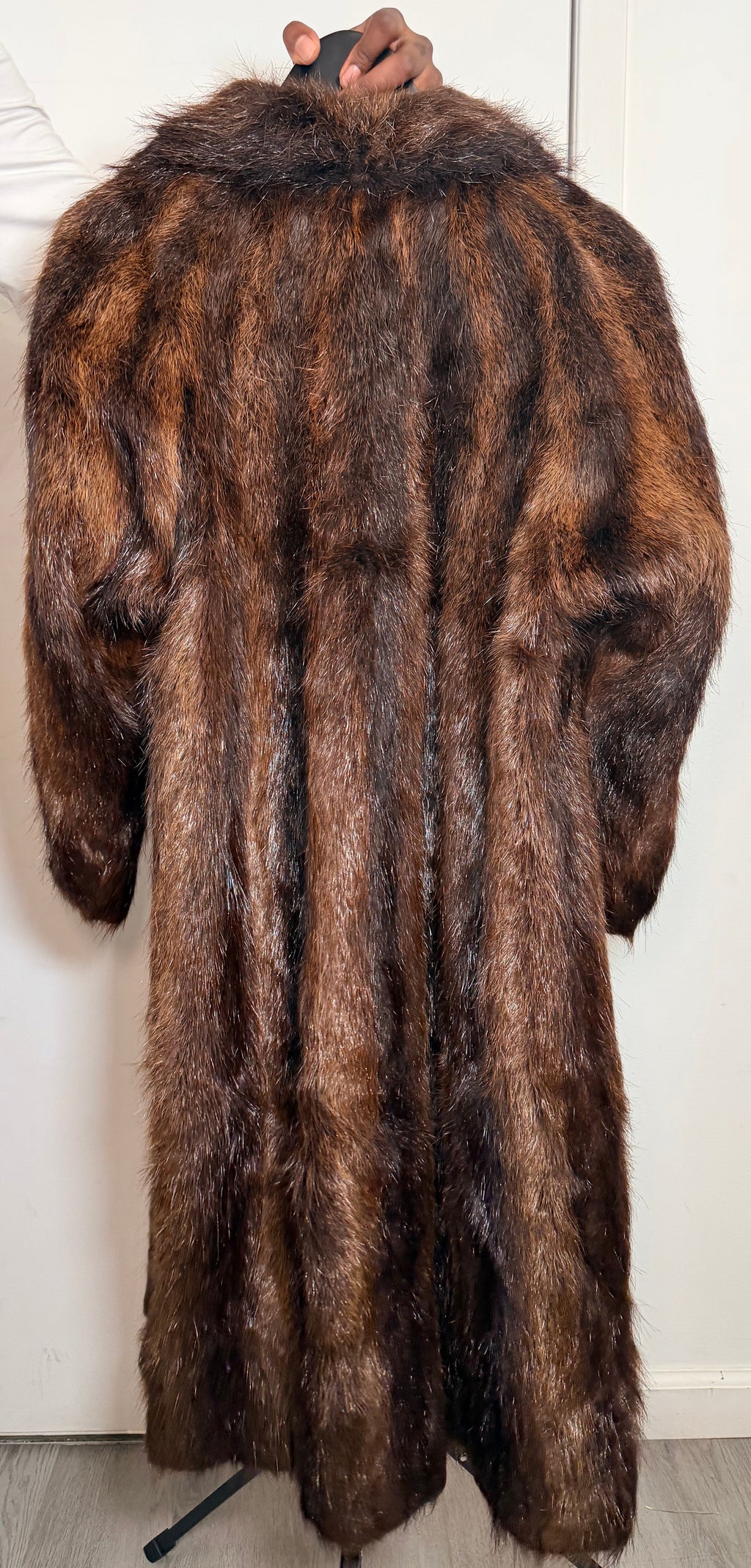 Vintage Beaver Fur Coat (Natural Brown) – Medium 005