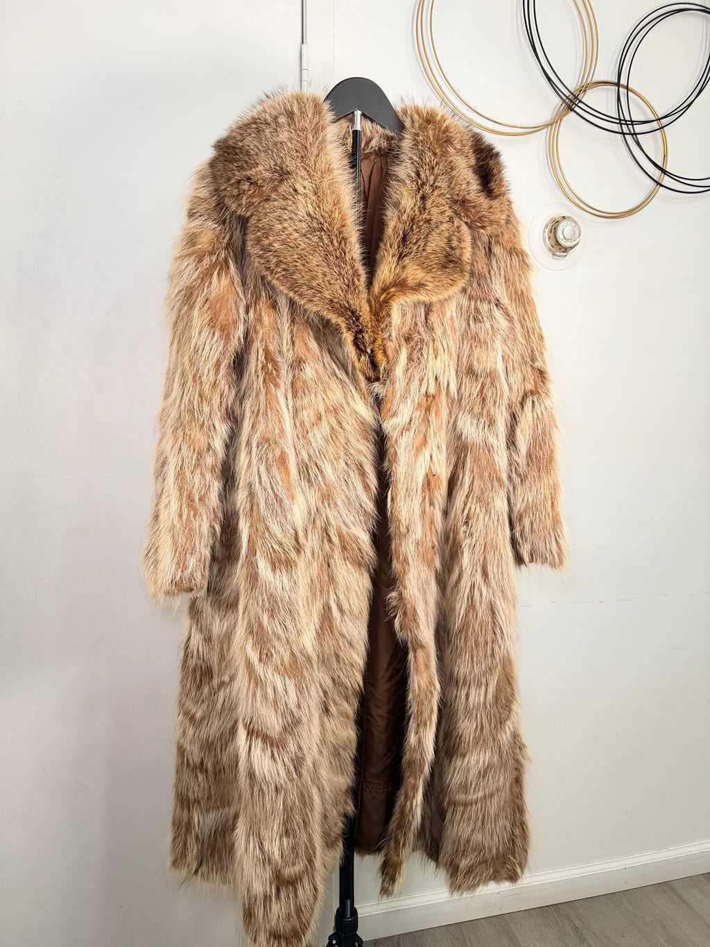 Vintage Raccoon Fur Coat with Fox Fur Collar – Natural Honey Brown (Small)