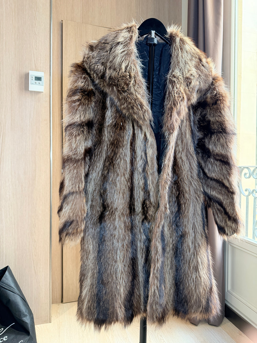 Vintage Natural Raccoon Fur Coat – Large - 034