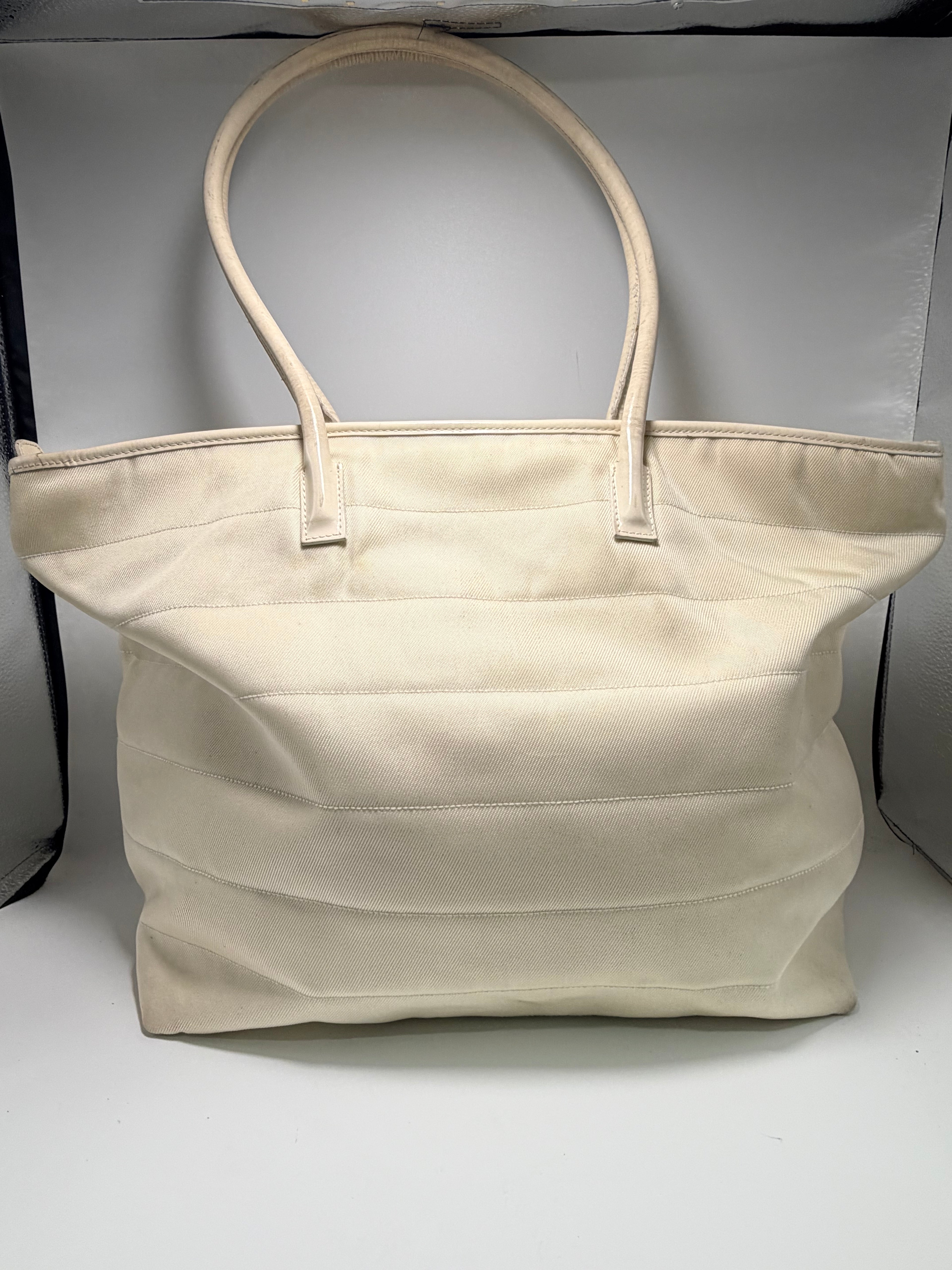 Gucci White Large Tote Bag