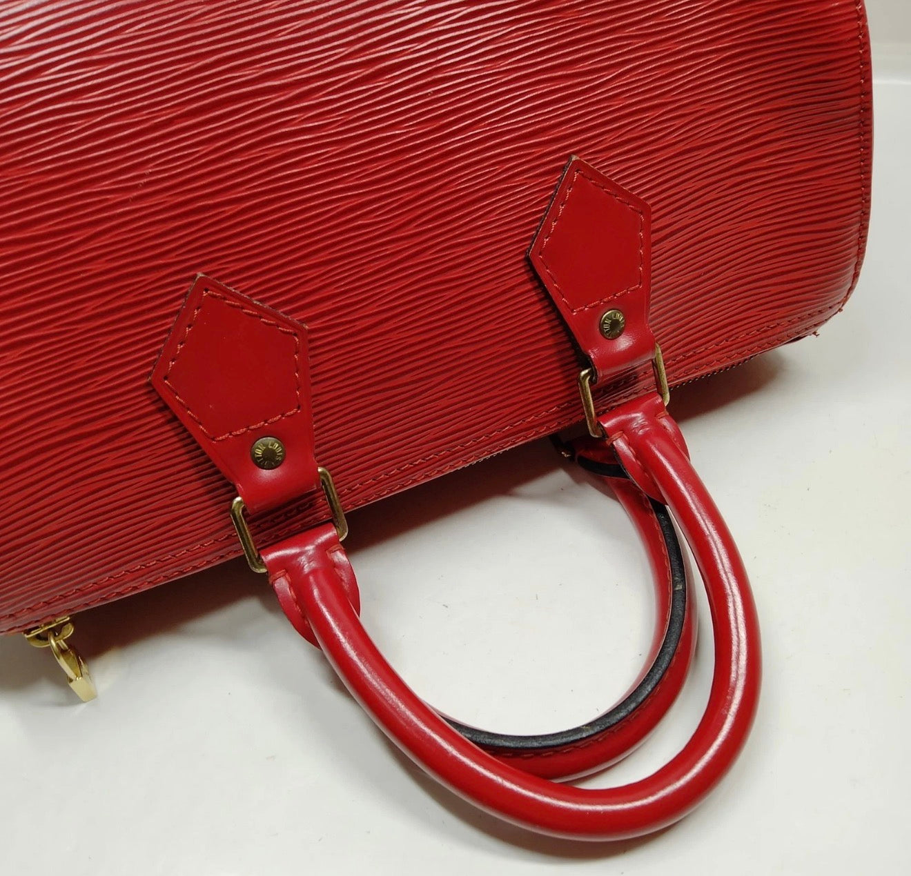 Louis Vuitton Epi Leather Speedy 25 – Red
