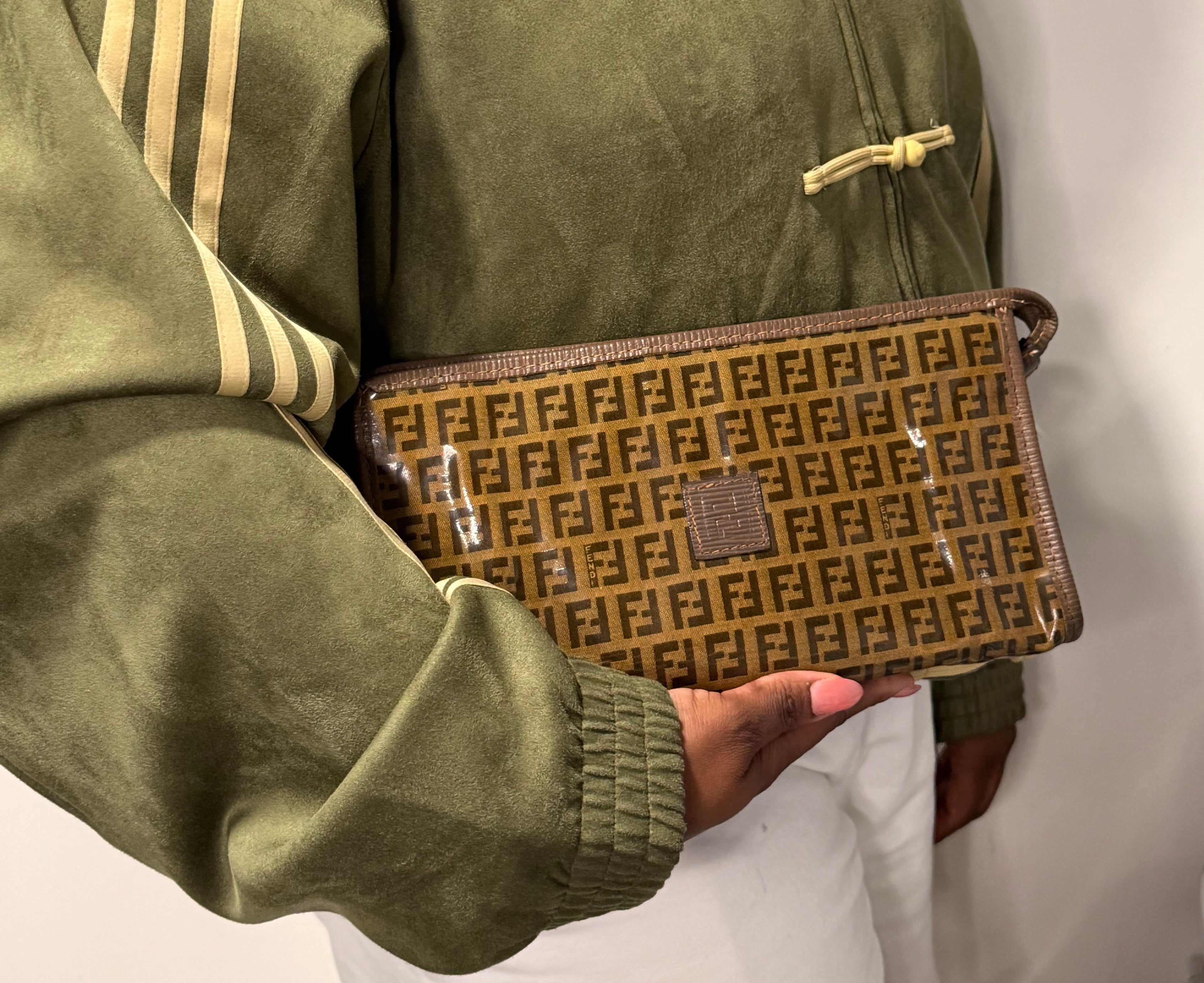 FENDI Vintage Zucca Logo Clutch – Brown Coated Canvas