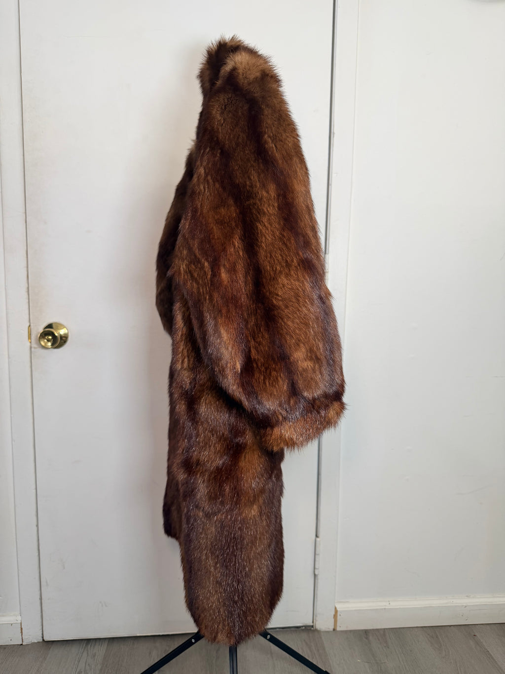 Vintage Brown Mink Fur Coat – Large 025