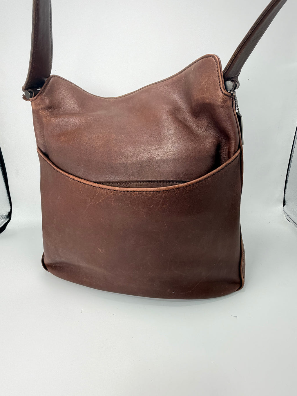 Coach Vintage Leather Shoulder Bag – Brown
