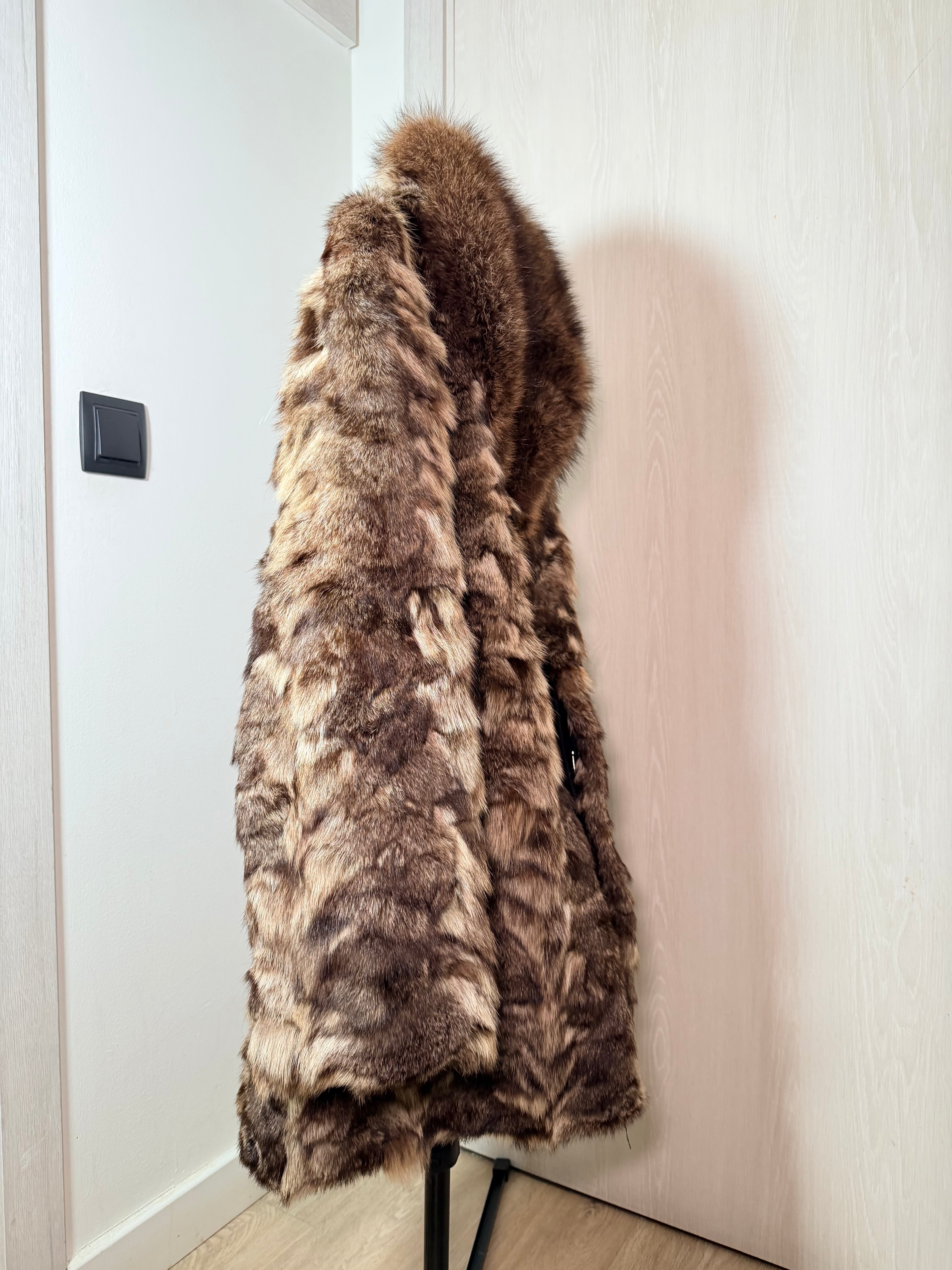 Vintage Finn Raccoon Fur Coat with Plush Shawl Collar – Large