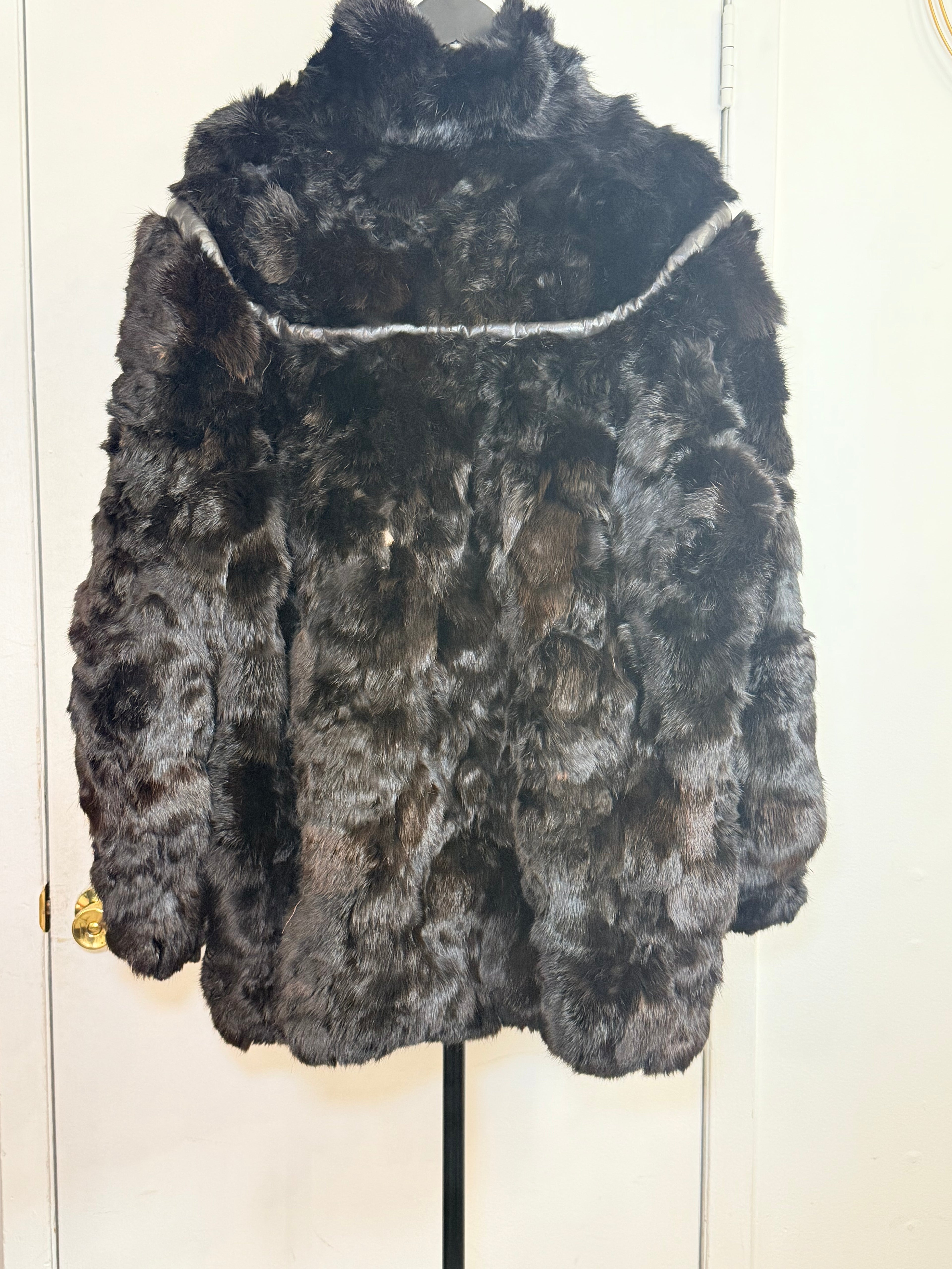 Vintage Mink Fur Coat with Leather Detail – Deep Brown (1X-2X)