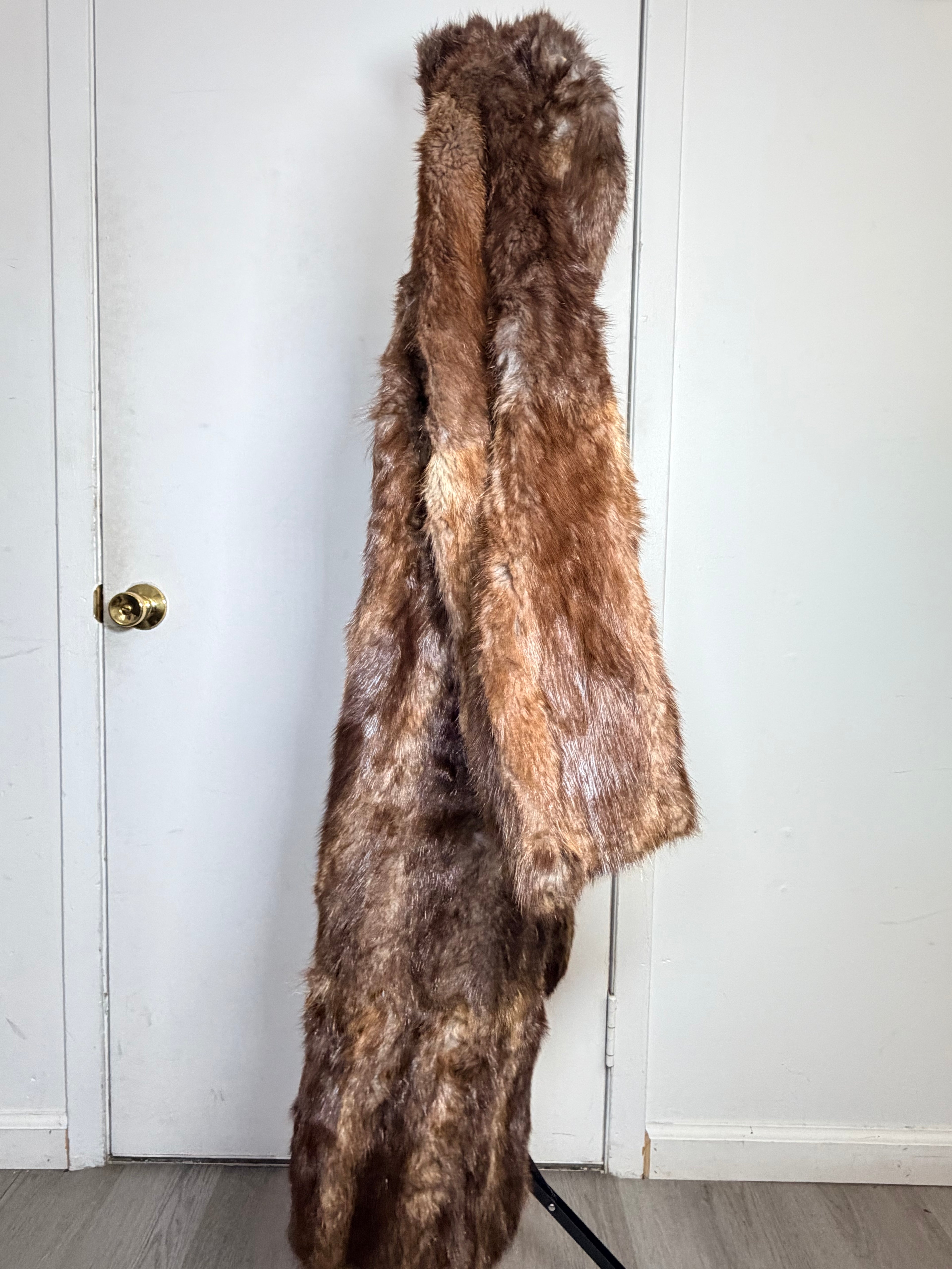 Vintage Brown Muskrat Fur - Medium 047