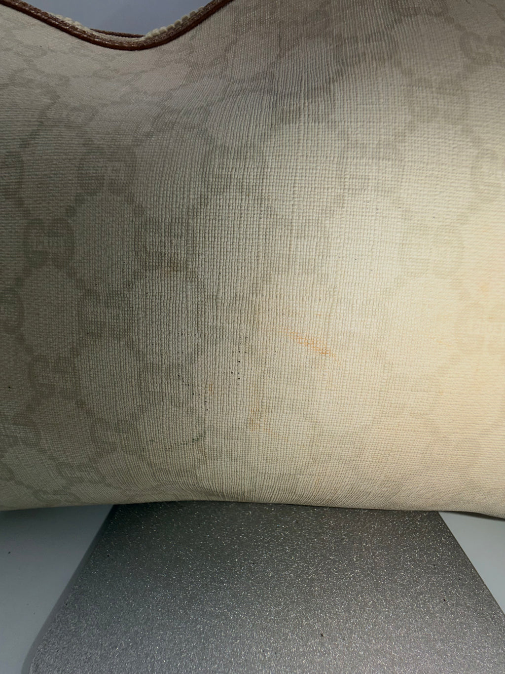 Gucci GG Canvas Clutch / Pouch – Cream/Brown