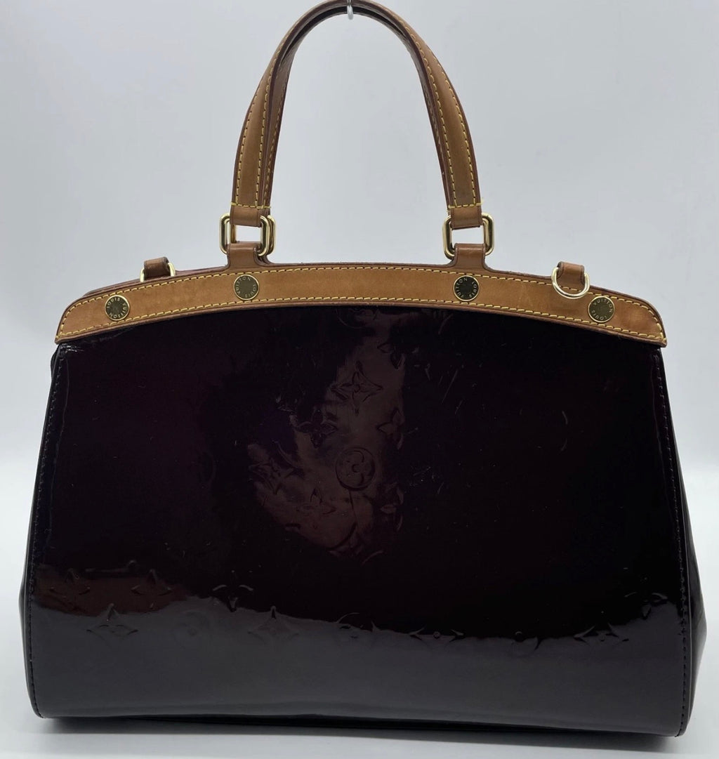 Louis Vuitton Vernis Brea MM Shoulder Bag with Dustbag and Authenticity certificate