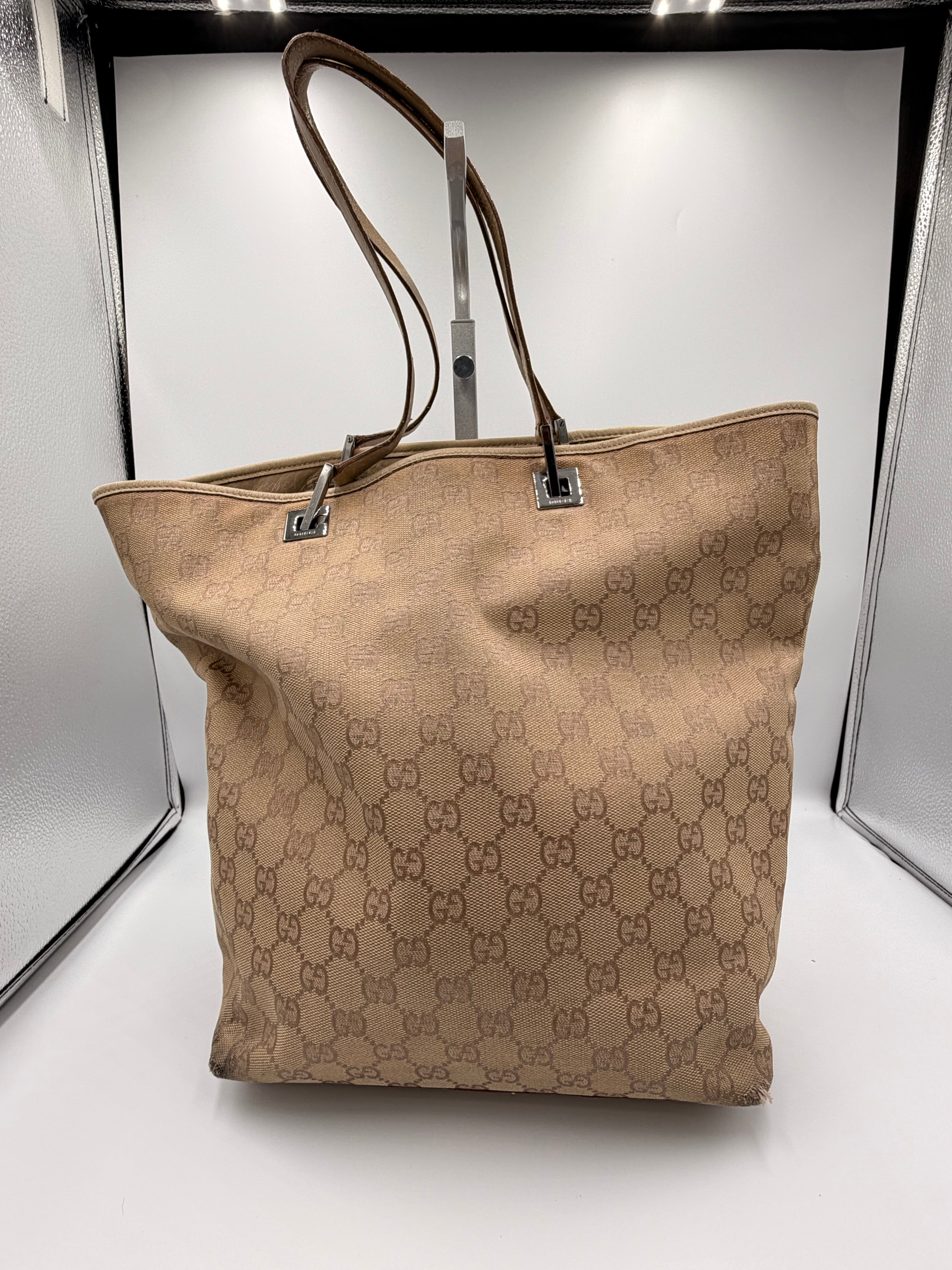 Gucci GG Canvas Tote (Beige/Brown)