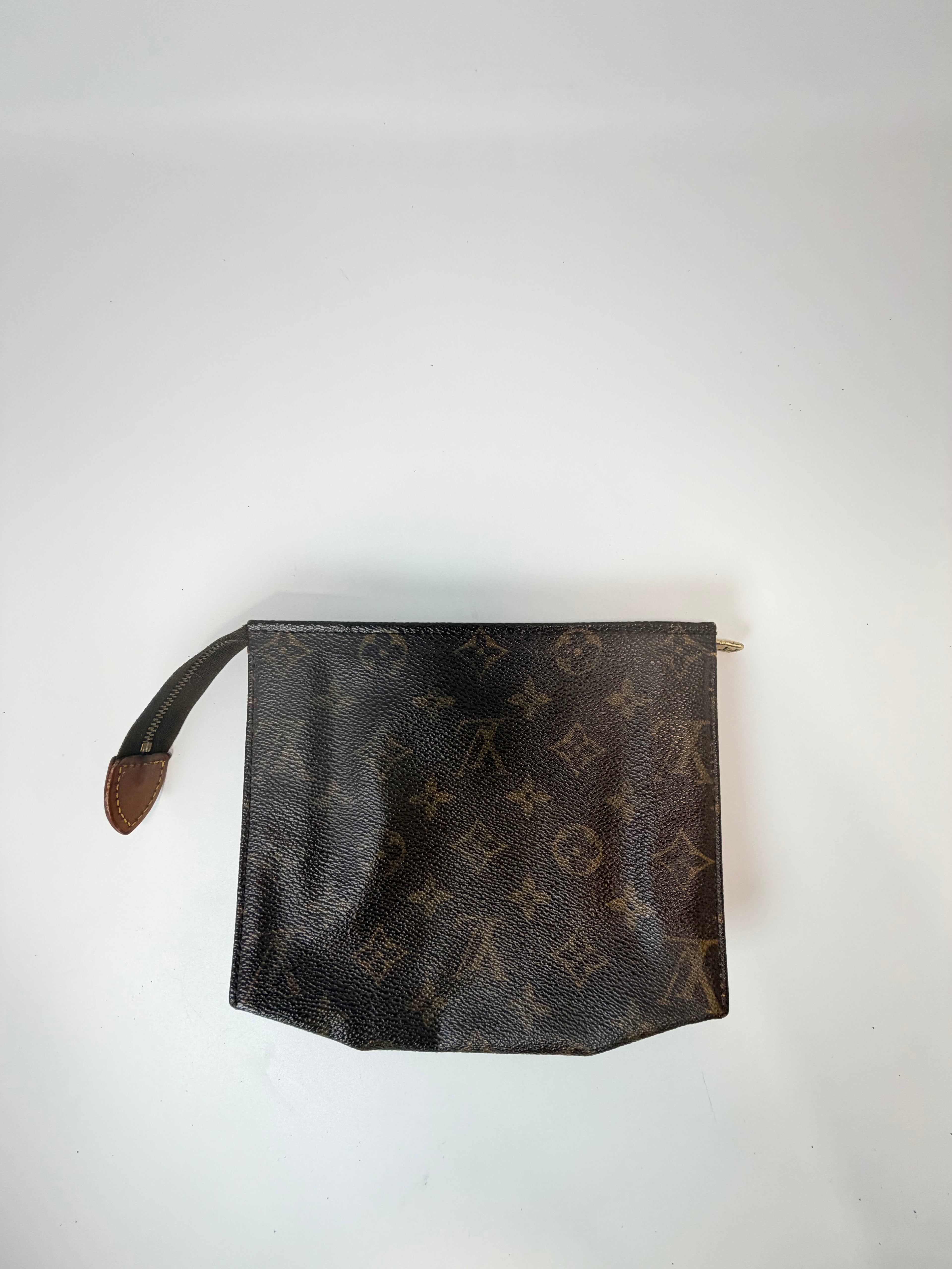 Louis Vuitton Monogram Toiletry Pouch 19