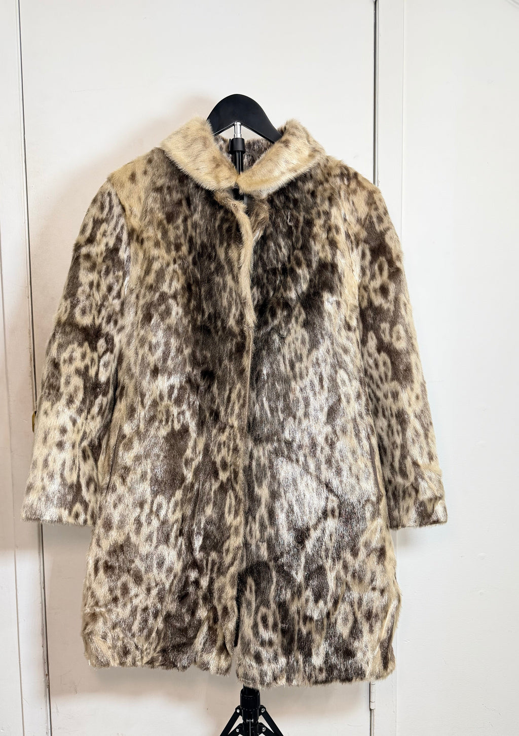 Vintage Leopard Seal Fur Coat (Natural) – XL 003