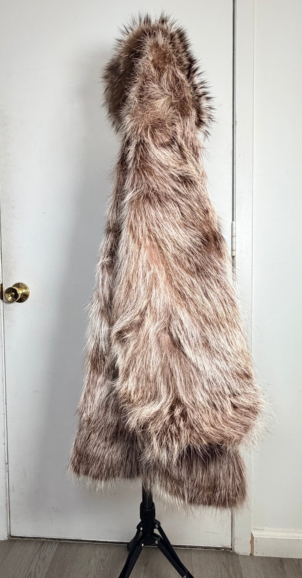 Vintage Natural Taupe Raccoon Fur Coat – Large 039