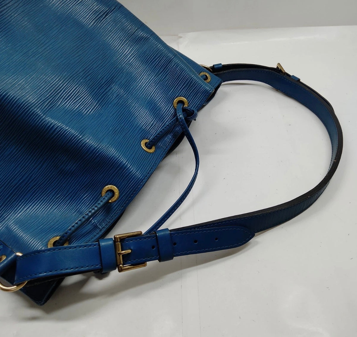 Louis Vuitton Epi Leather Petit Noé (Blue)