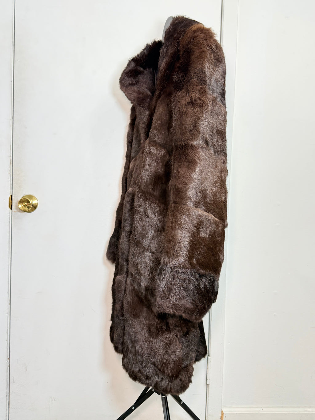 Vintage Dark Ranch Mink Fur Coat (Brown) – XL 012