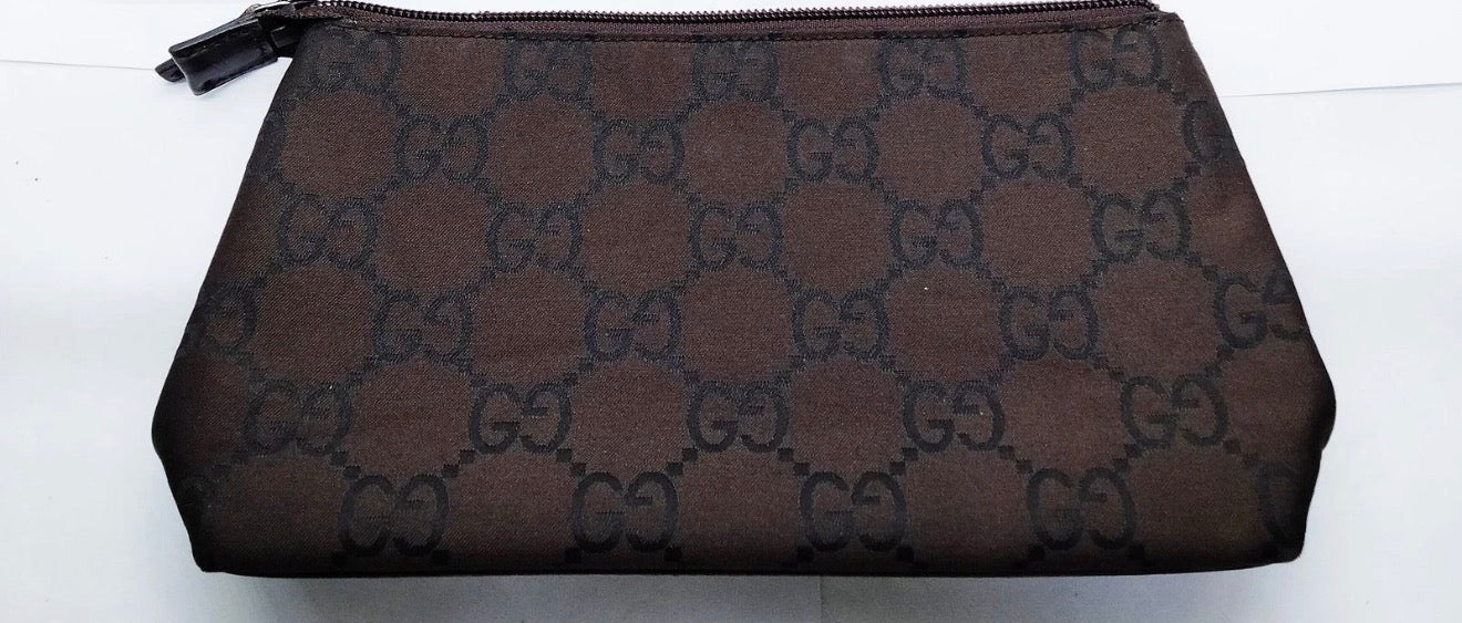 Gucci GG Canvas Cosmetic / Pochette Pouch