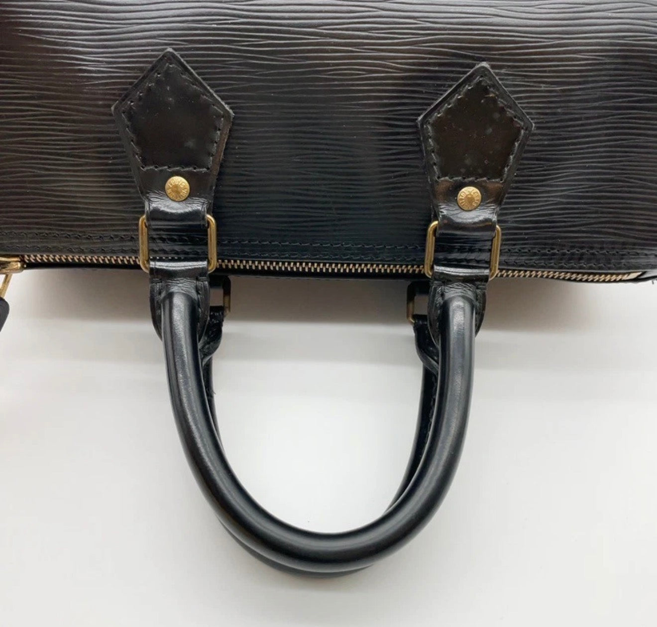 Louis Vuitton Epi Leather Speedy 25 – Black