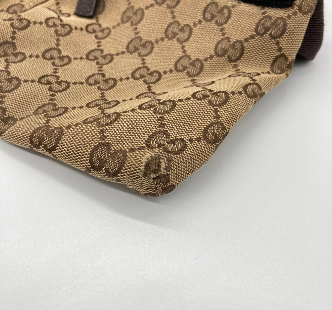 Gucci GG Canvas Waist Bag / Belt Bag (Brown)