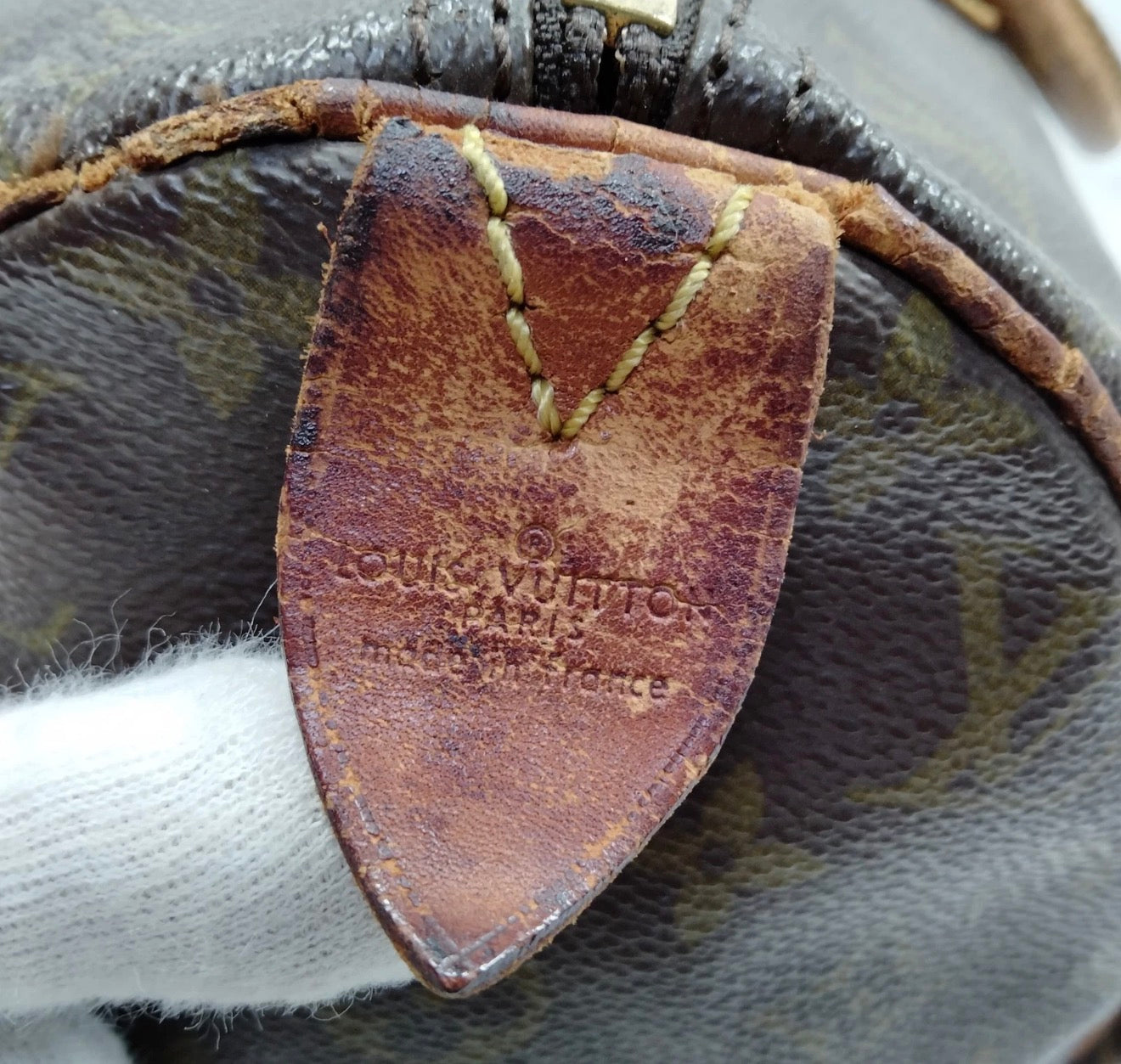 Louis Vuitton Speedy 40 – Monogram Canvas