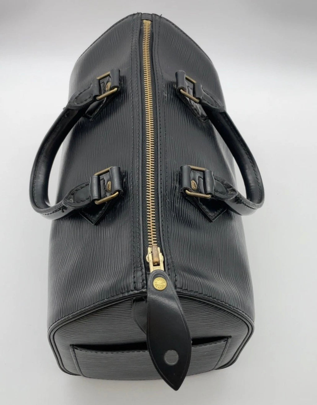 Louis Vuitton Epi Leather Speedy 25 – Black