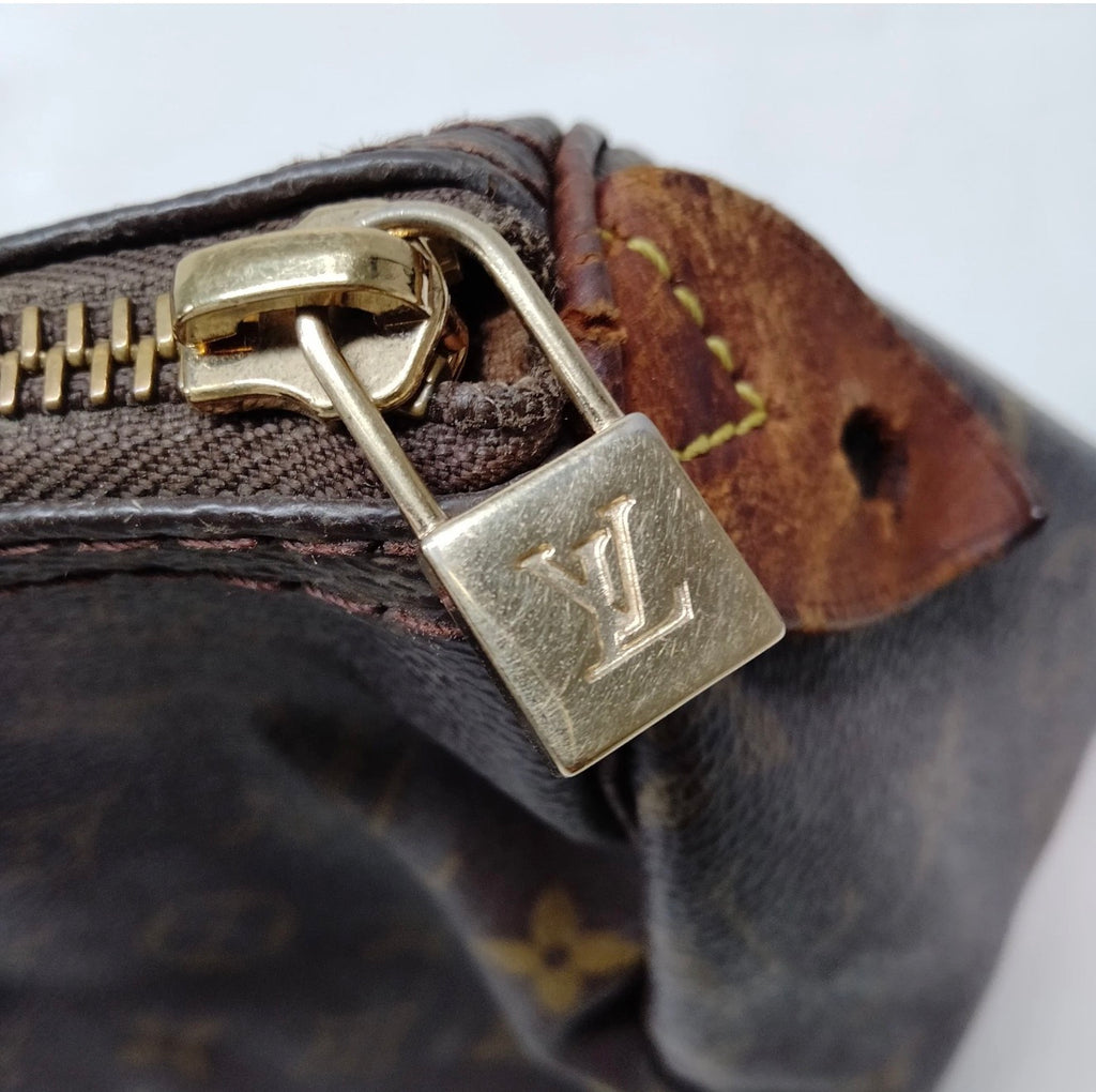Louis Vuitton Monogram Speedy 30