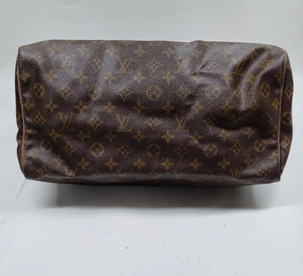 Louis Vuitton Monogram Speedy 35