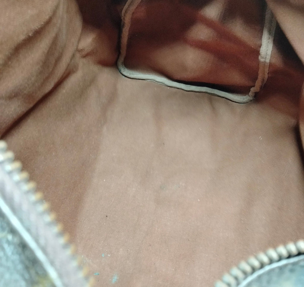 Louis Vuitton Monogram Speedy 40