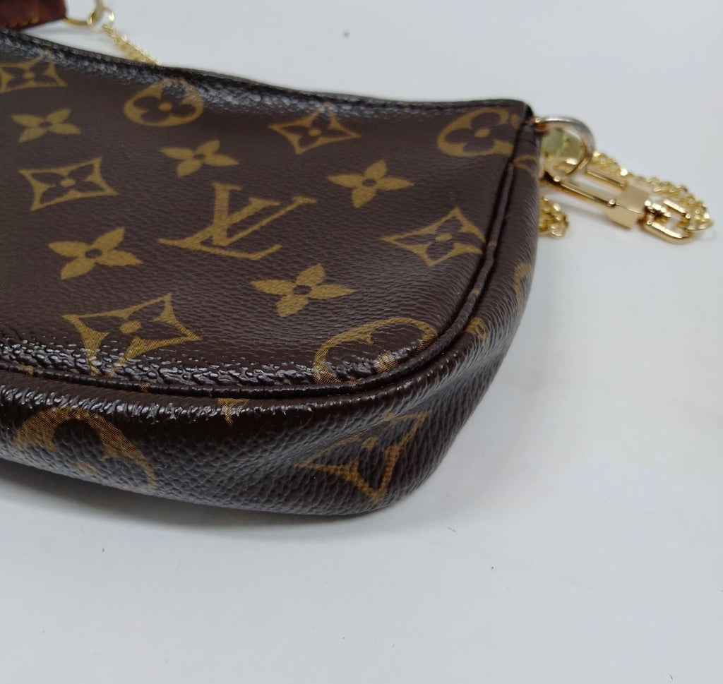 Louis Vuitton Mini Pochette Accessoires Monogram