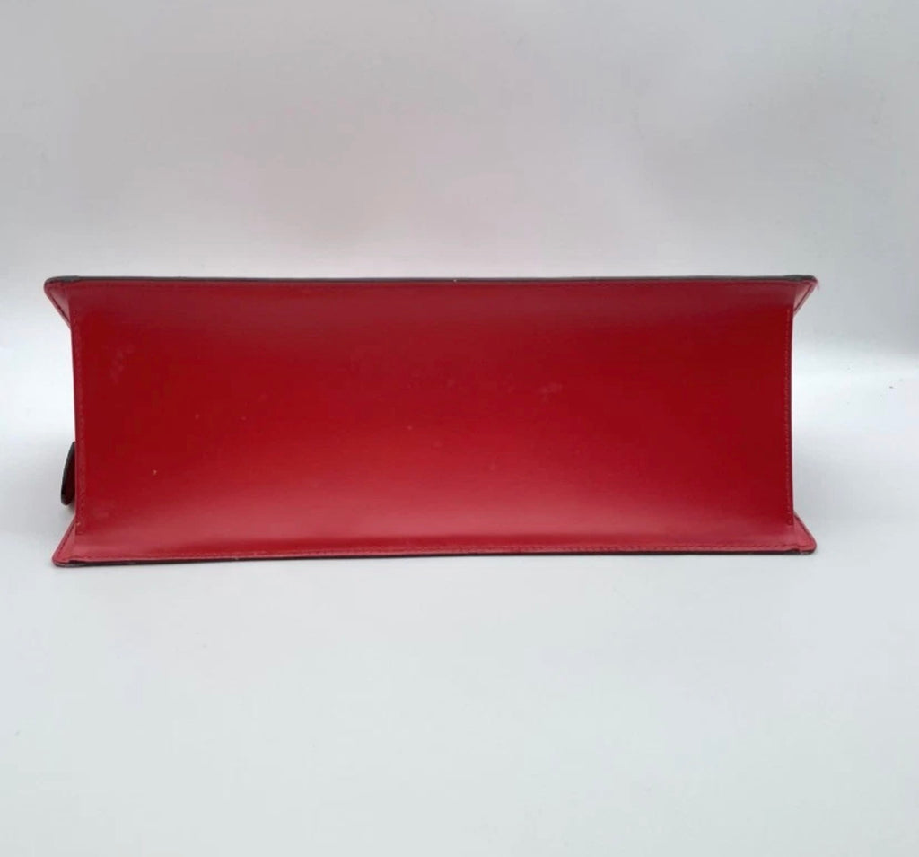 Louis Vuitton Sac Triangle – Red Epi