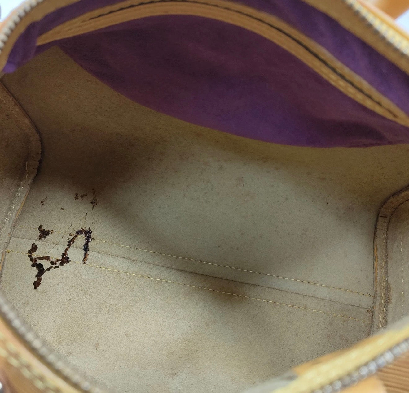 Louis Vuitton Epi Leather Speedy 25 – Yellow