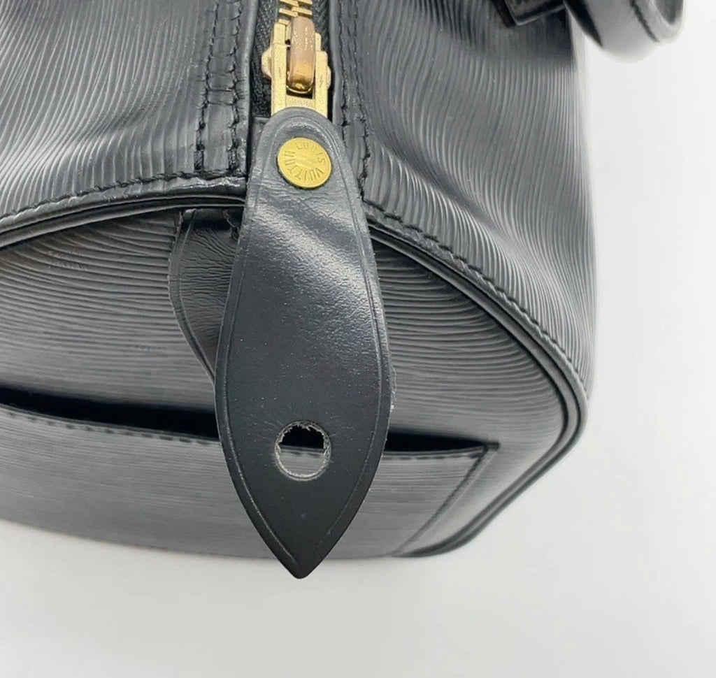 Louis Vuitton Epi Leather Speedy 25 – Black