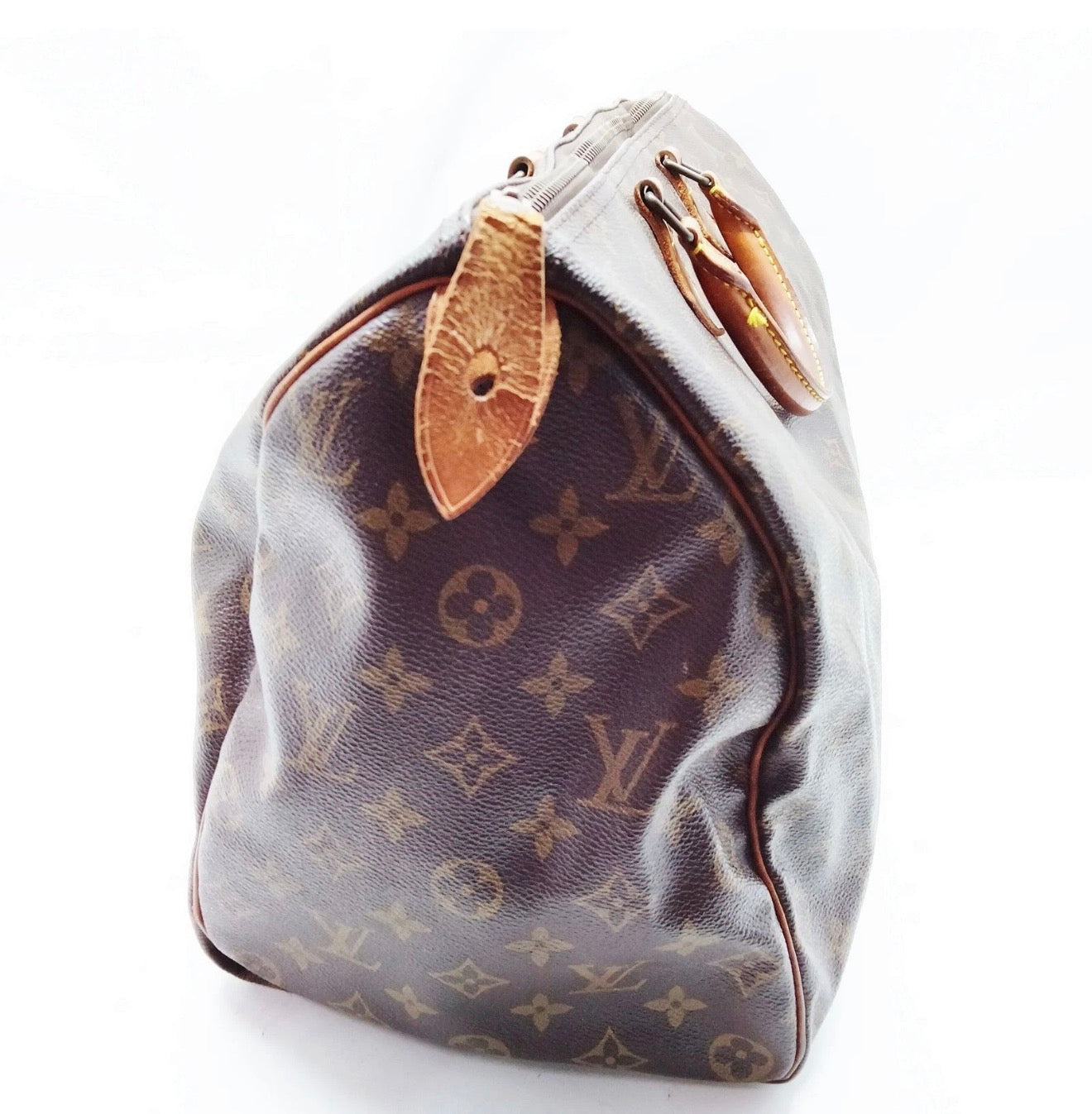 Louis Vuitton Speedy 40 – Monogram Canvas