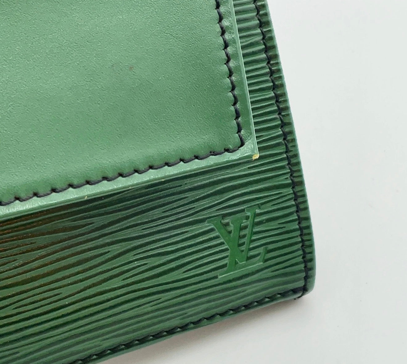 Louis Vuitton Epi Extra Large Clutch - Green