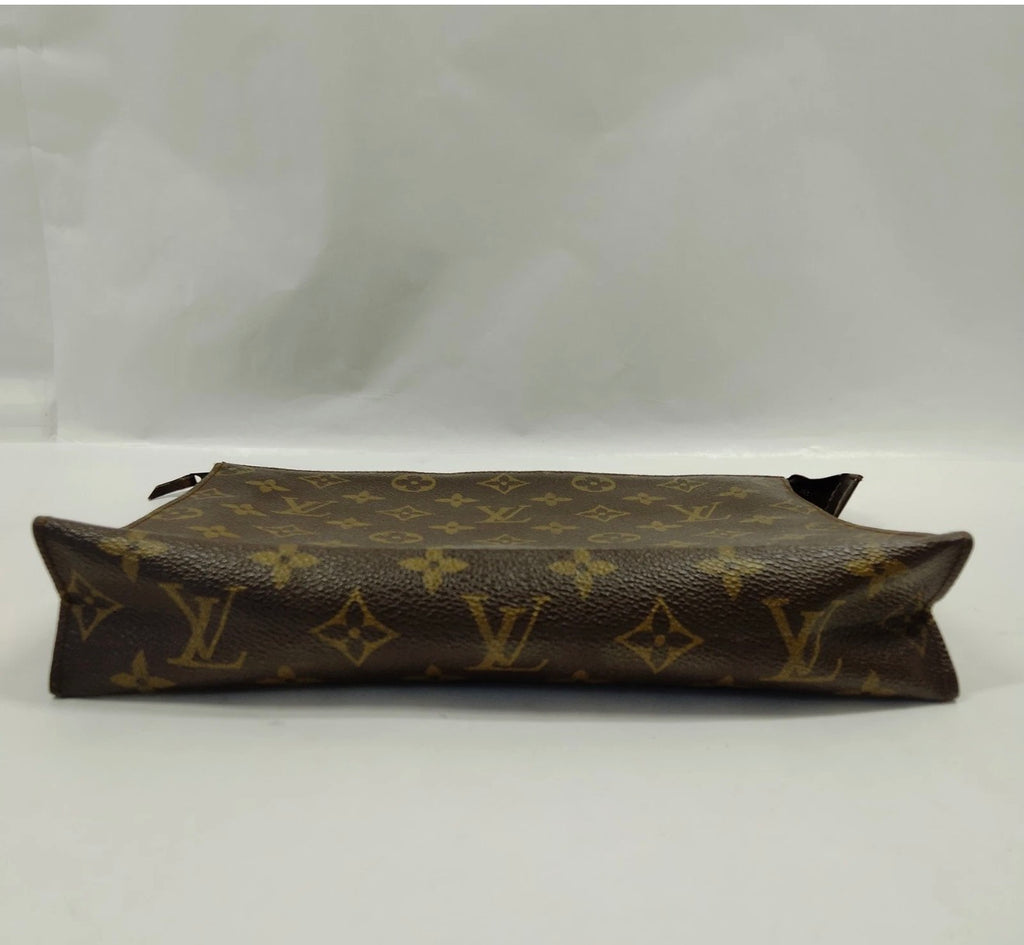 Louis Vuitton Monogram Toiletry Pouch 26