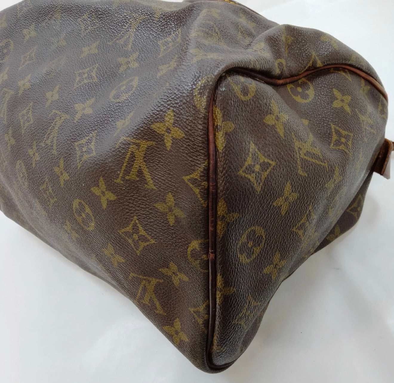 Louis Vuitton Monogram Speedy 30