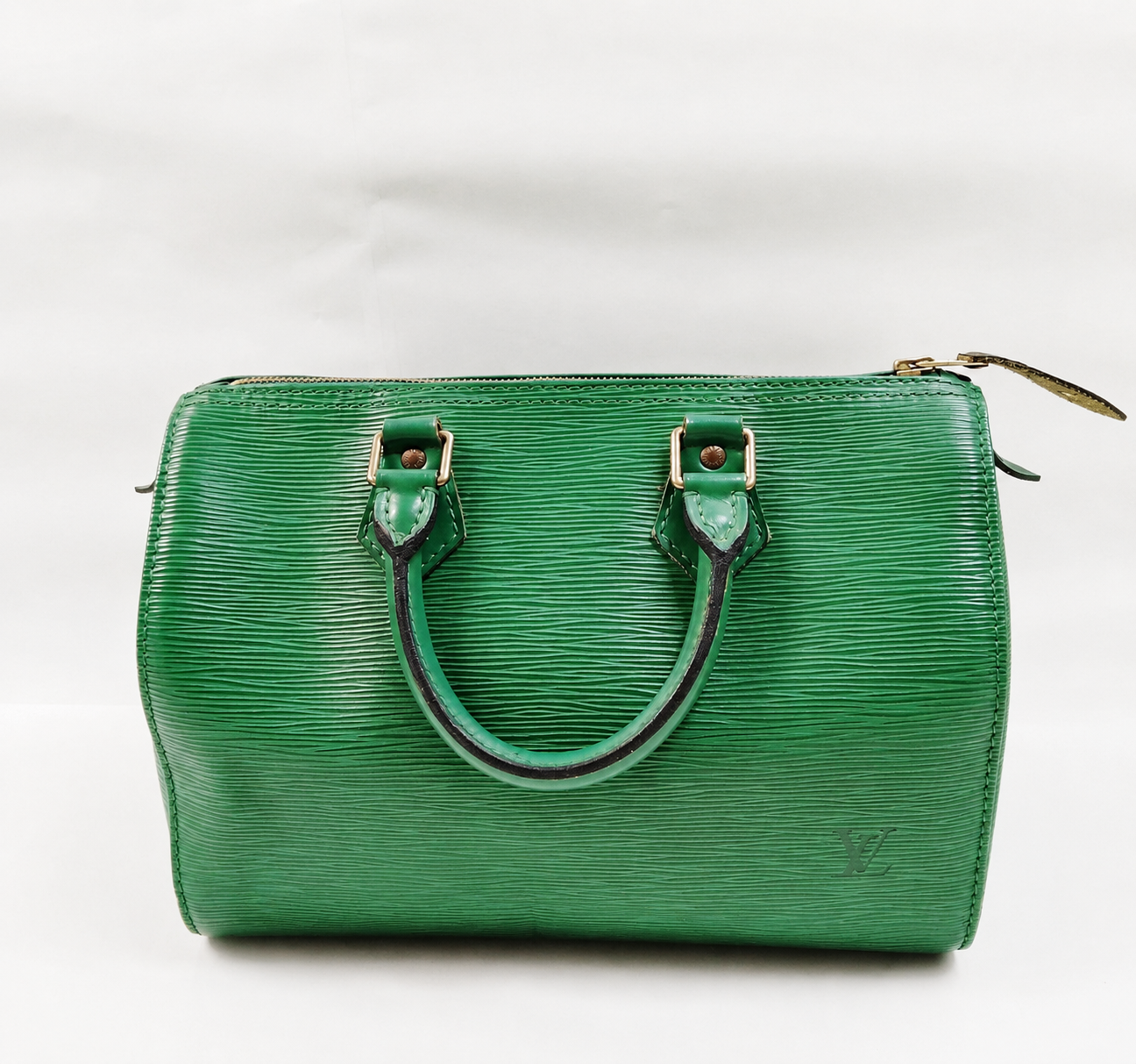 Louis Vuitton Epi Speedy 25 – Green