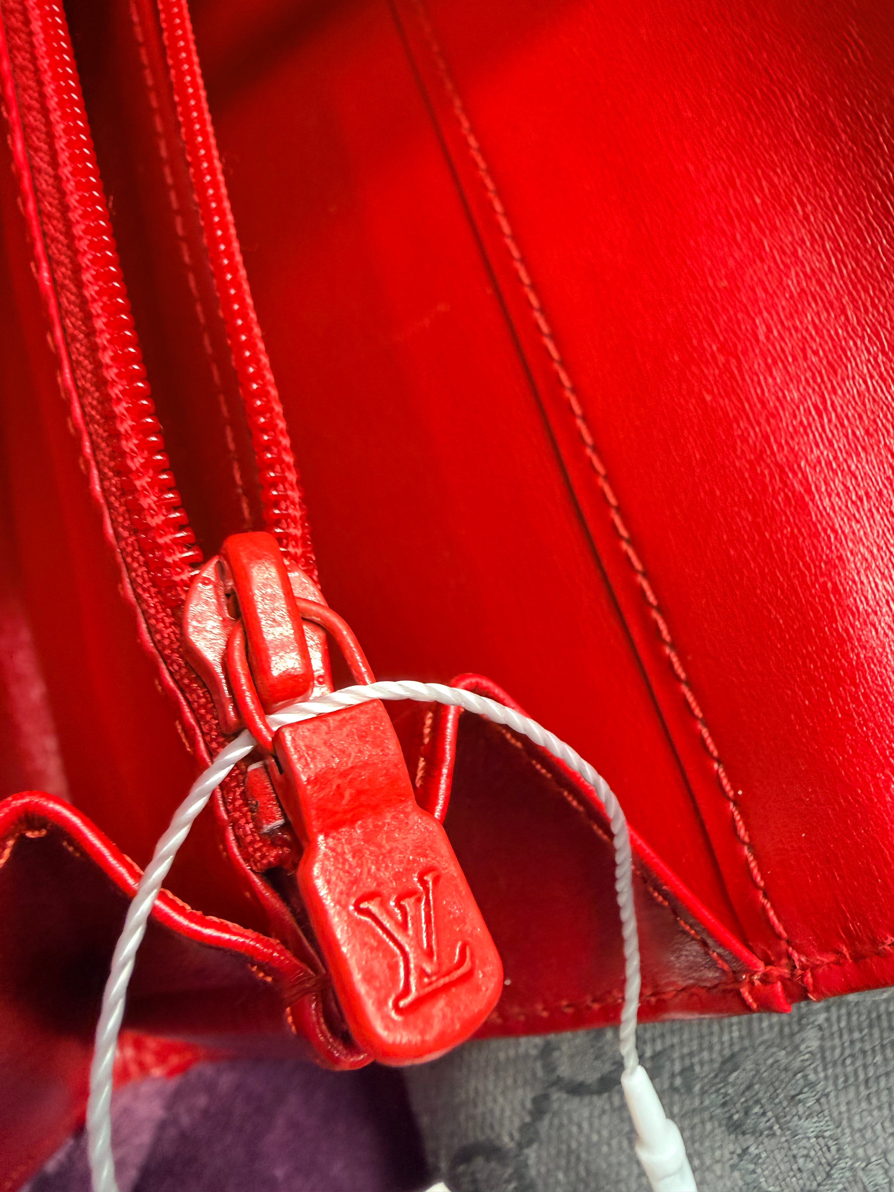 Louis Vuitton Epi Opera Aegean Clutch Wallet – Castilian Red