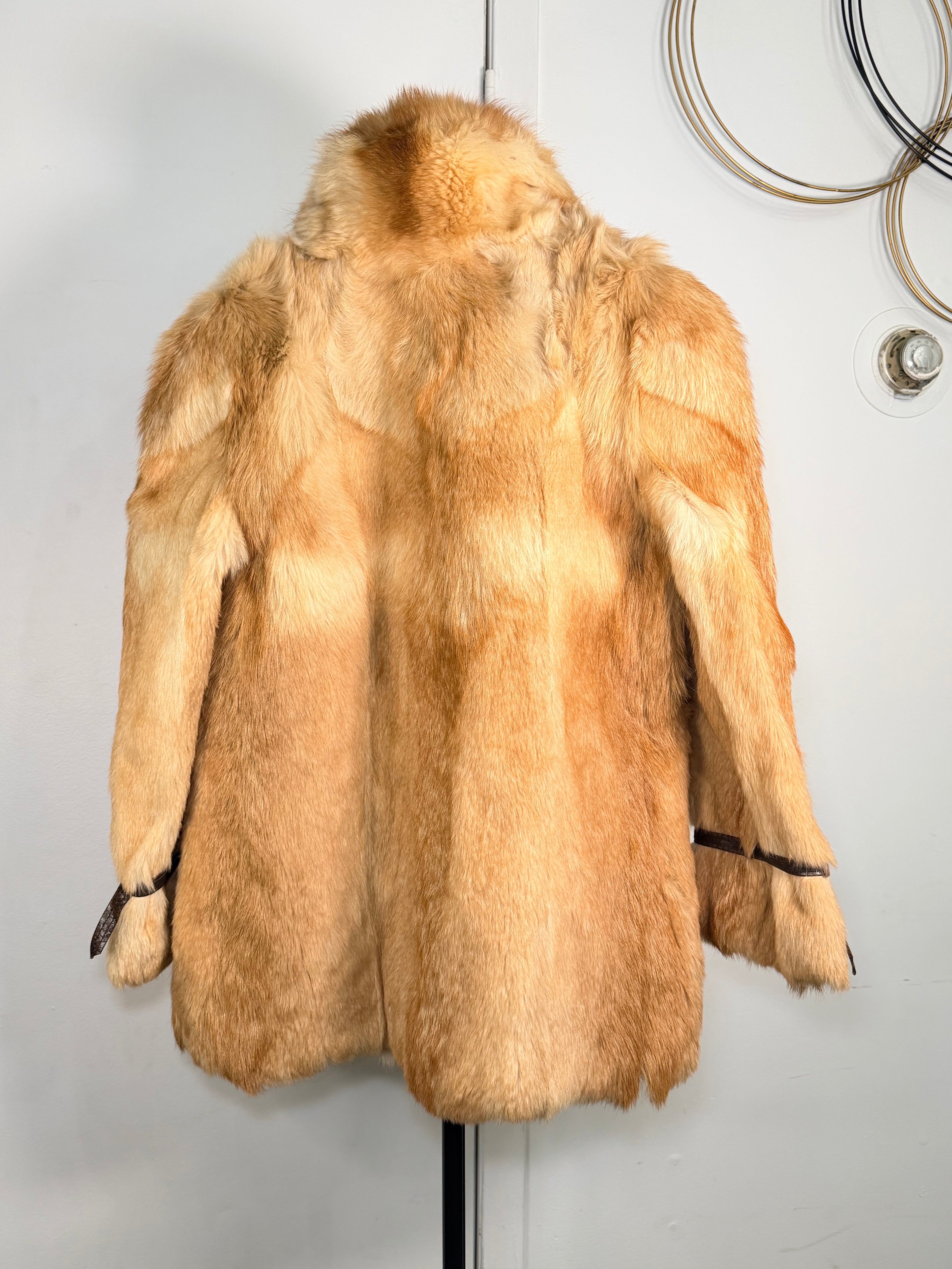 Vintage Fox Fur Coat – Golden Blonde / Honey (Small)