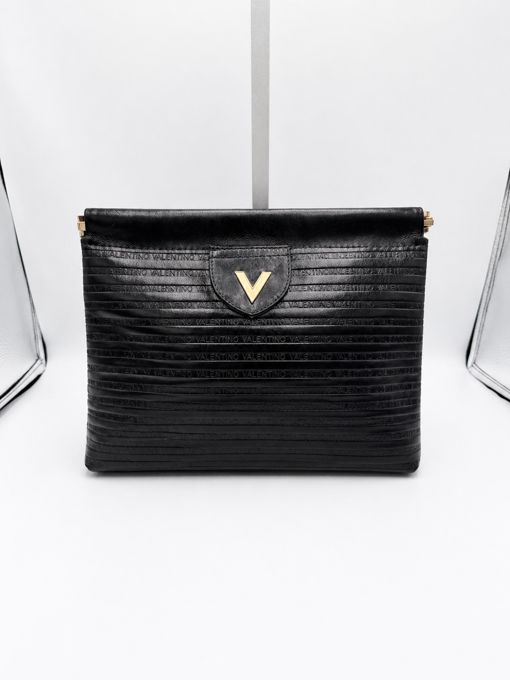 Valentino Garavani V Logo Leather Clutch – Black